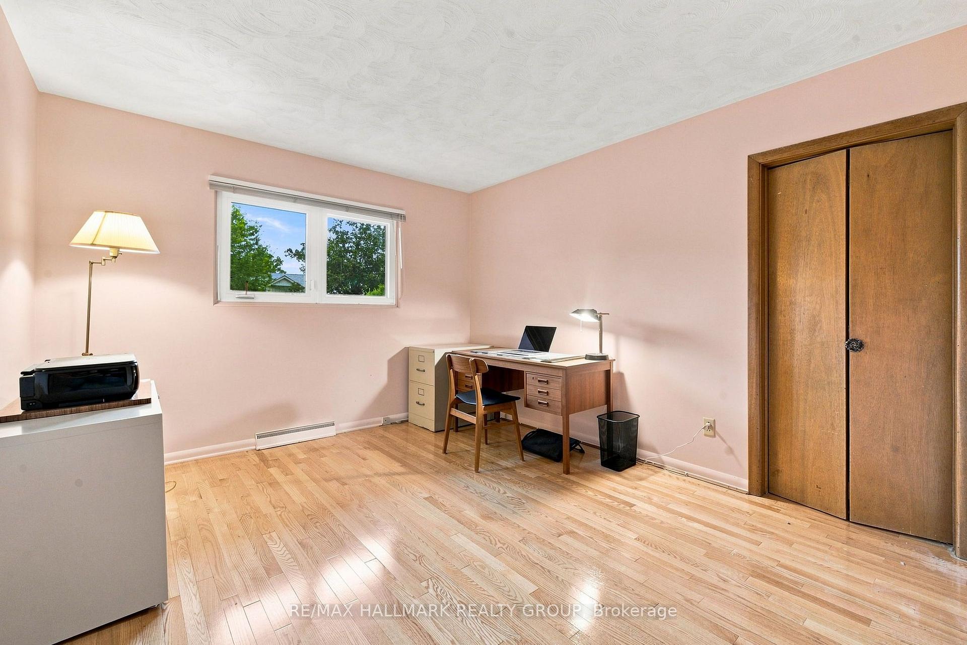 Photo 27 of 855 Mountainview Avenue, Ottawa, Whitehaven — HOMEH