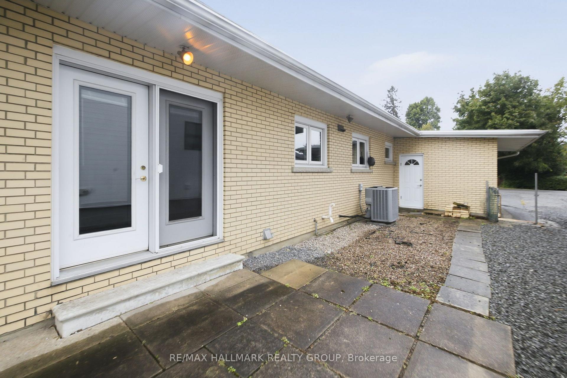 Photo 34 of 855 Mountainview Avenue, Ottawa, Whitehaven — HOMEH