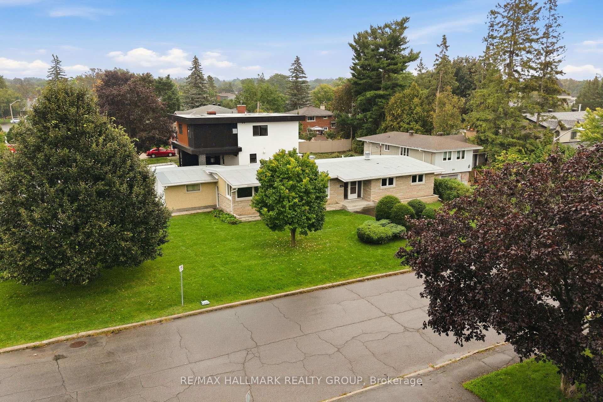Photo 38 of 855 Mountainview Avenue, Ottawa, Whitehaven — HOMEH