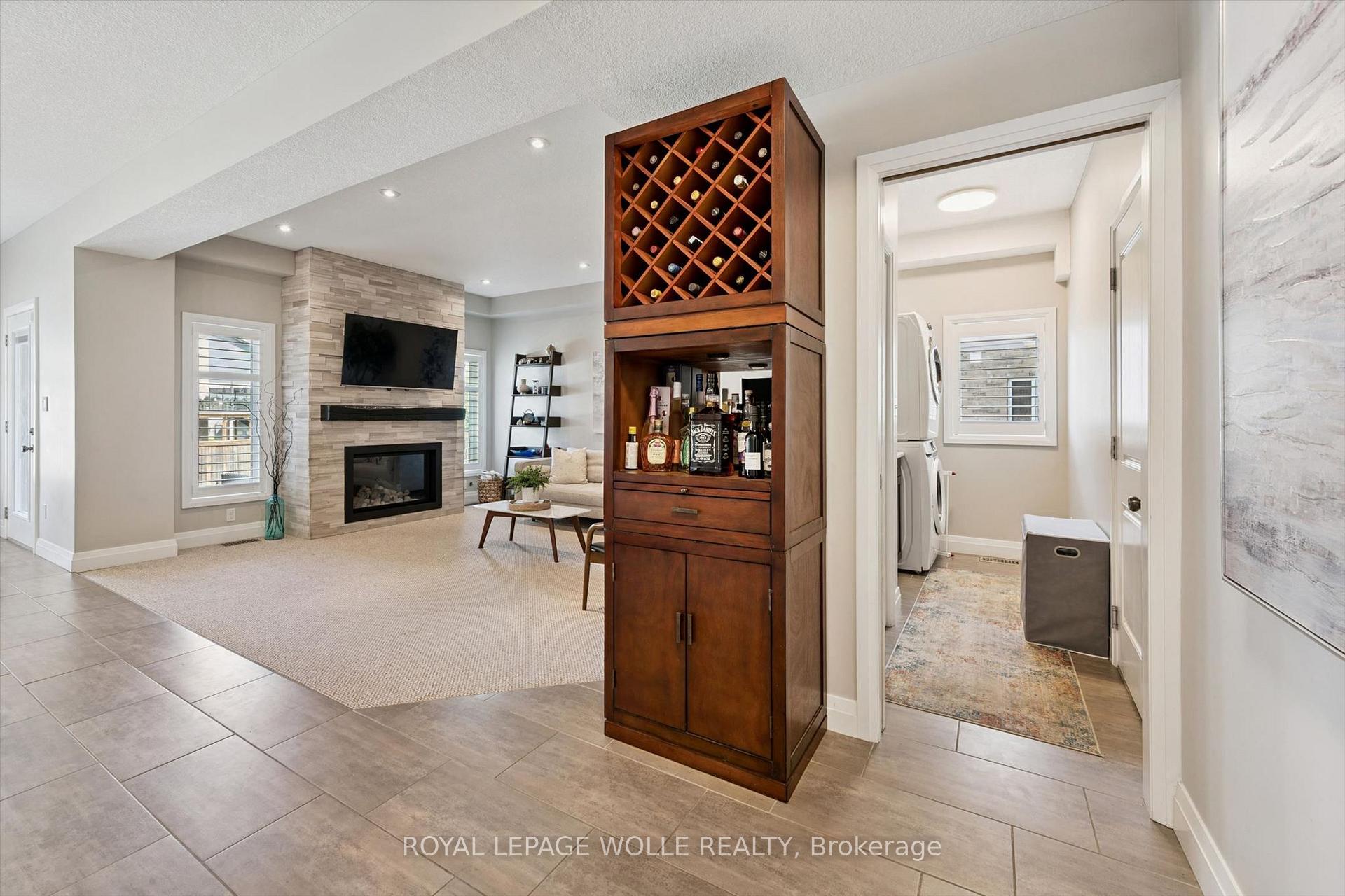 Photo 21 of 941 Eden Oak Court, Kitchener, Idlewood/Lackner Woods — HOMEH