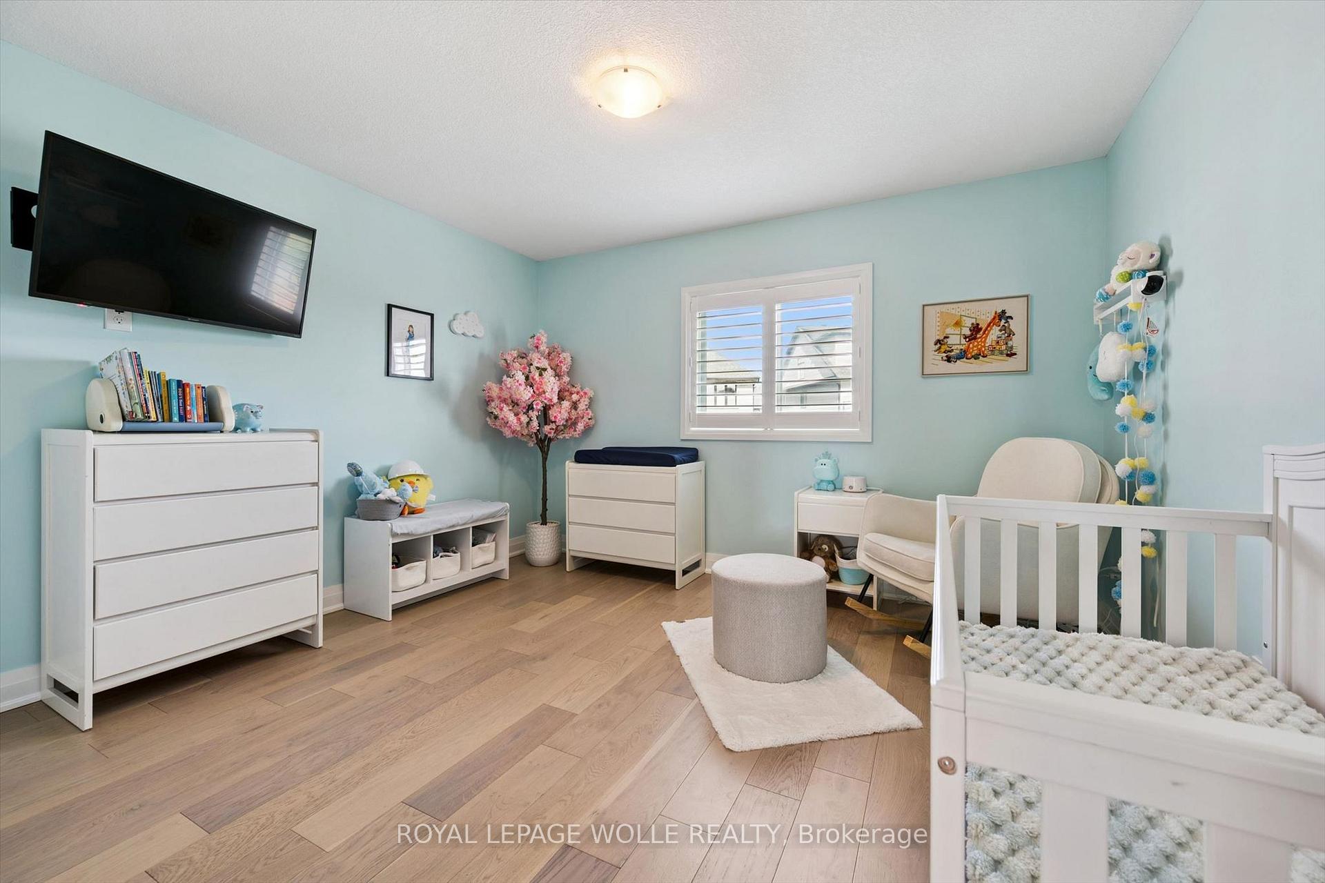 Photo 30 of 941 Eden Oak Court, Kitchener, Idlewood/Lackner Woods — HOMEH