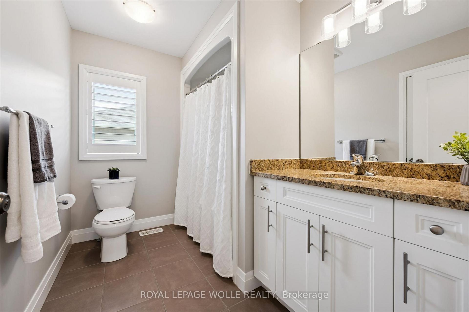 Photo 31 of 941 Eden Oak Court, Kitchener, Idlewood/Lackner Woods — HOMEH