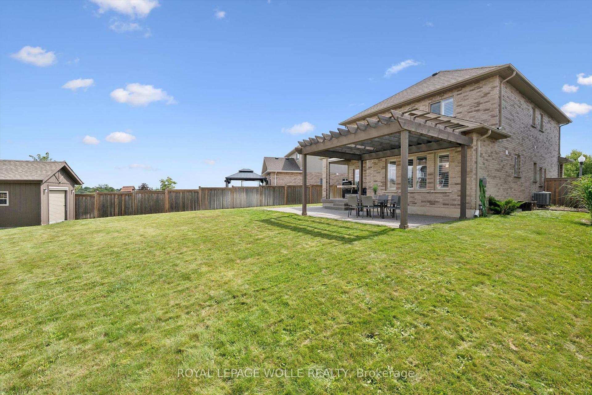 Photo 41 of 941 Eden Oak Court, Kitchener, Idlewood/Lackner Woods — HOMEH