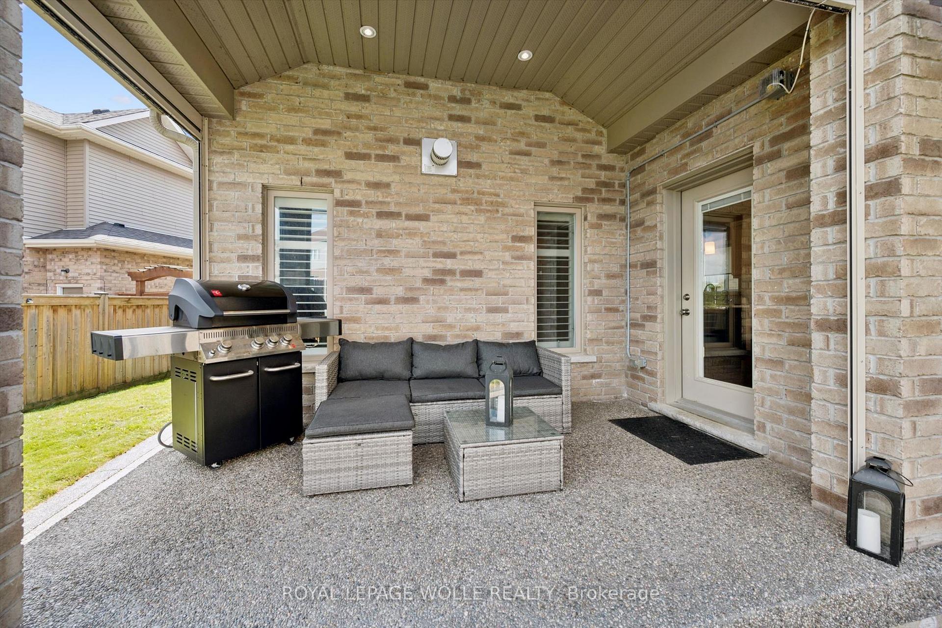 Photo 43 of 941 Eden Oak Court, Kitchener, Idlewood/Lackner Woods — HOMEH
