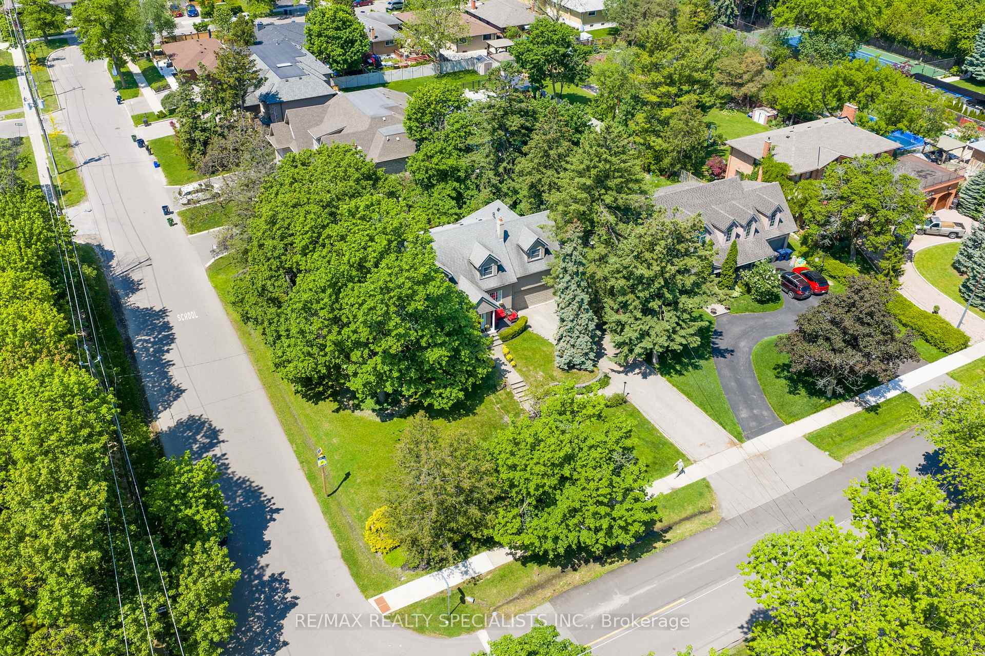 Photo 3 of 78 Meadowbank Road, Etobicoke, Islington-City Centre West — HOMEH