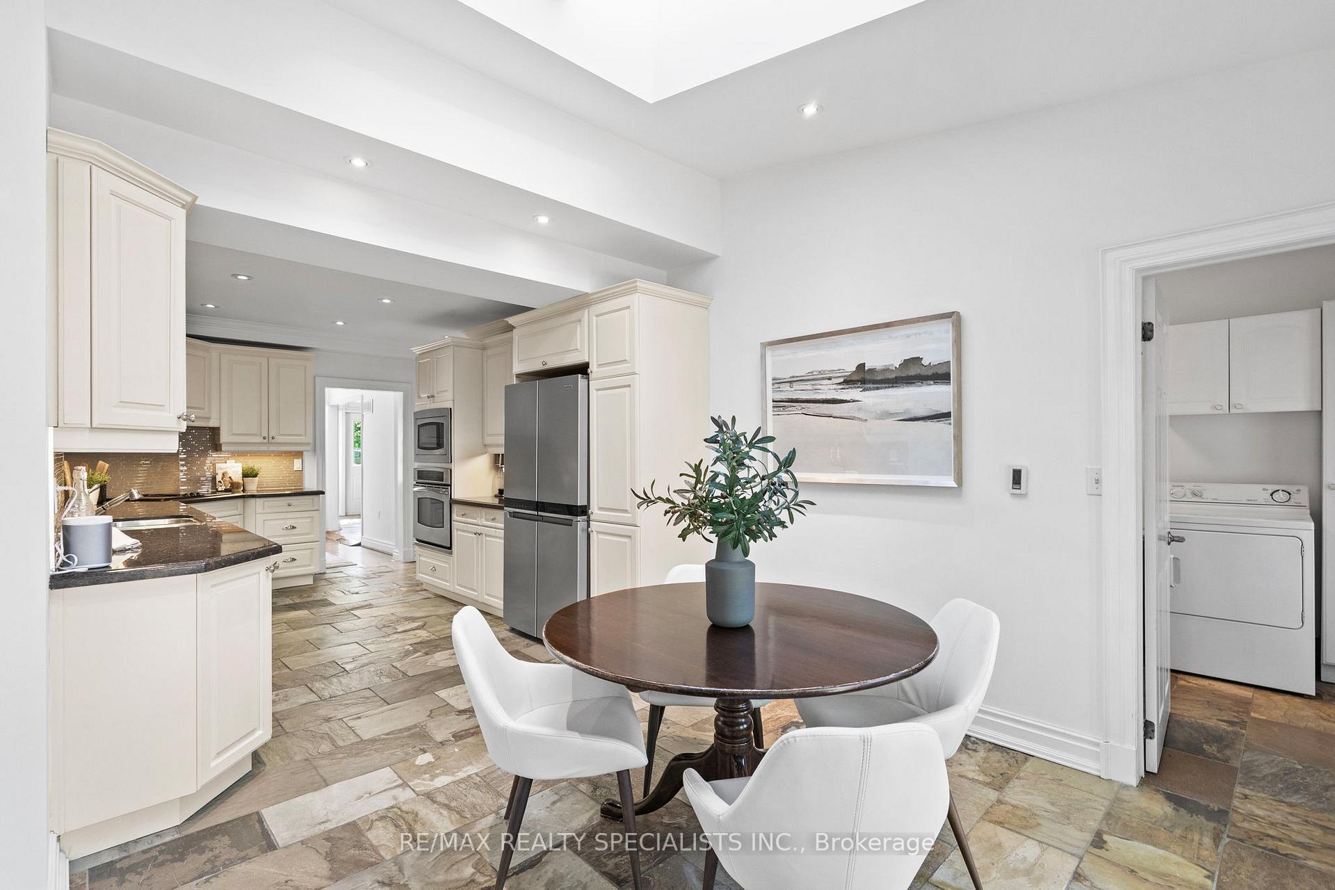Photo 15 of 78 Meadowbank Road, Etobicoke, Islington-City Centre West — HOMEH
