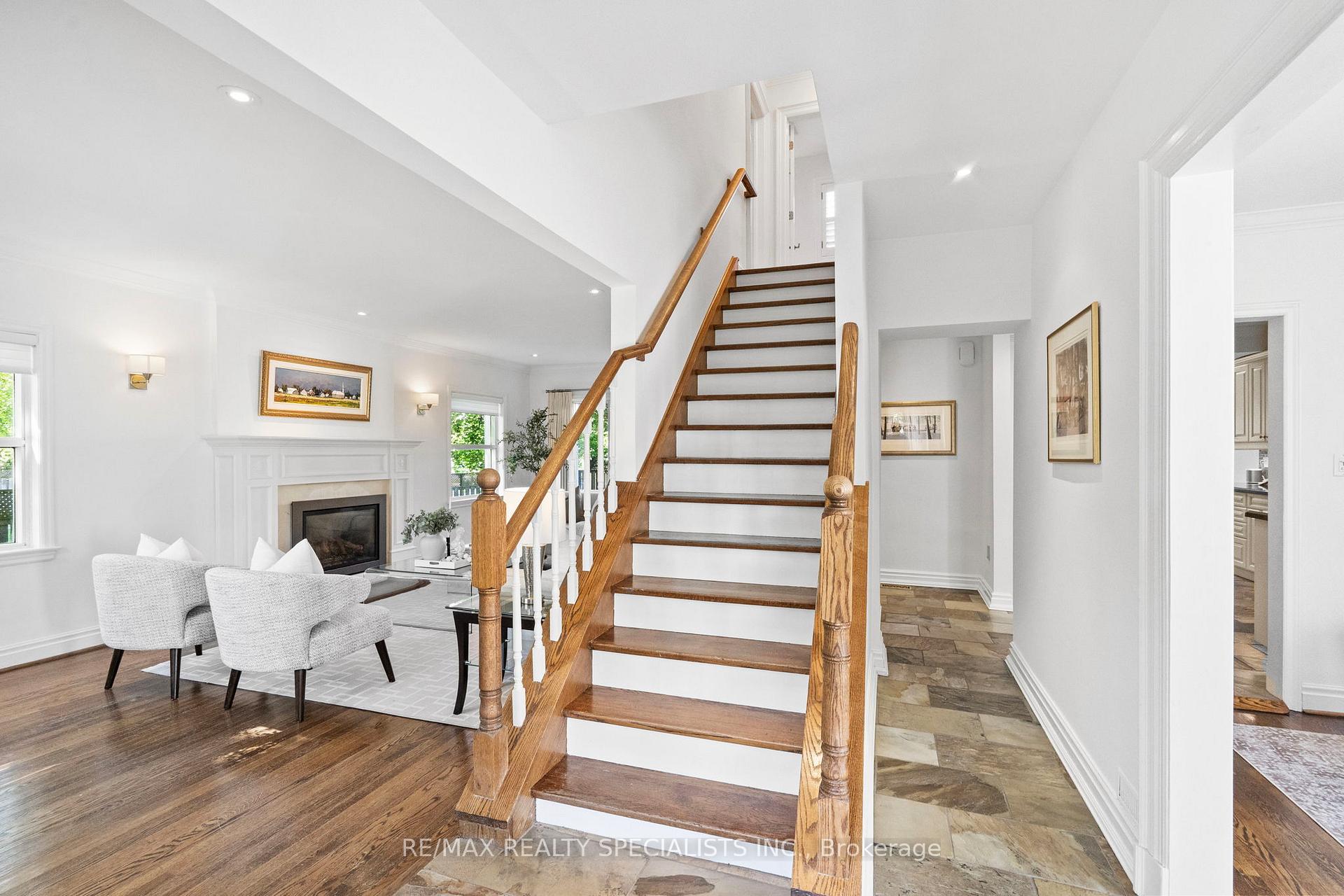 Photo 22 of 78 Meadowbank Road, Etobicoke, Islington-City Centre West — HOMEH