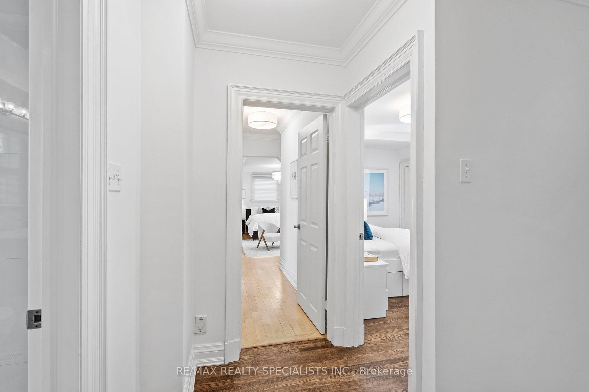 Photo 23 of 78 Meadowbank Road, Etobicoke, Islington-City Centre West — HOMEH