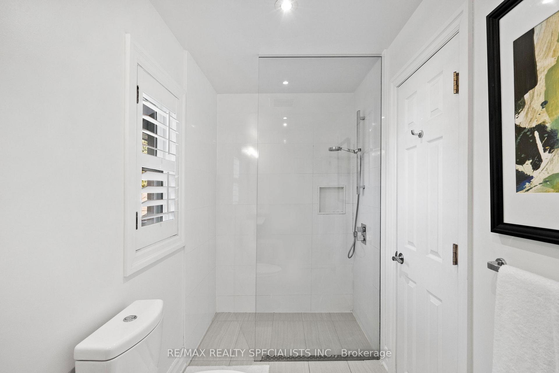 Photo 38 of 78 Meadowbank Road, Etobicoke, Islington-City Centre West — HOMEH