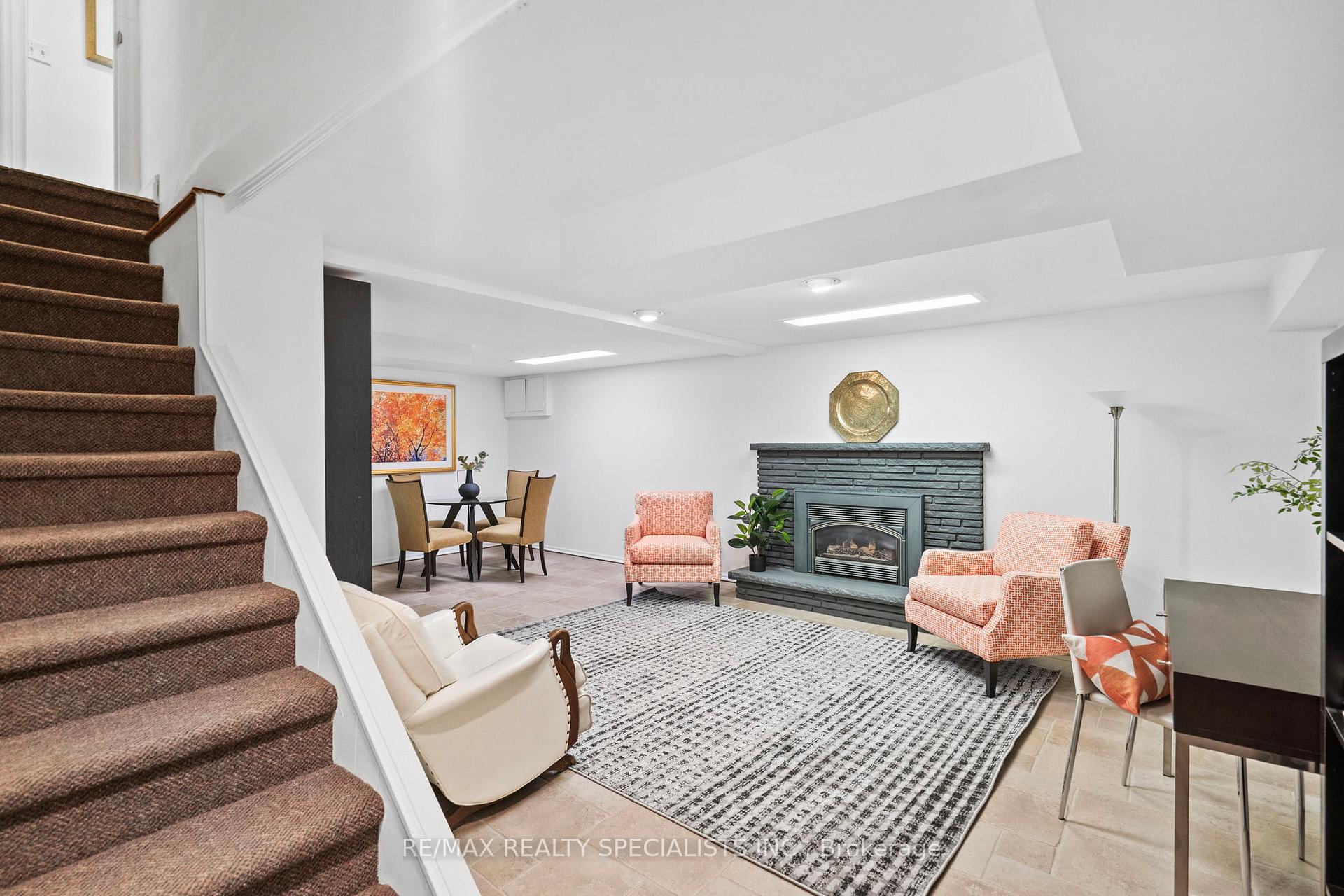 Photo 41 of 78 Meadowbank Road, Etobicoke, Islington-City Centre West — HOMEH