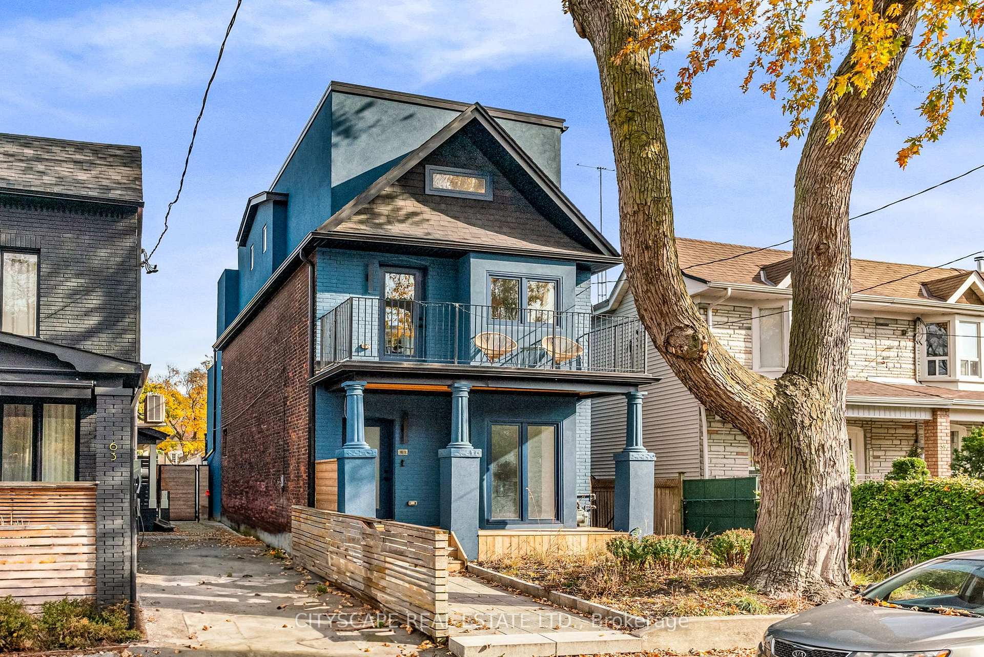 Photo 2 of Unit Upper, 61 Edwin Avenue, Toronto, Dovercourt-Wallace Emerson-Junction — HOMEH