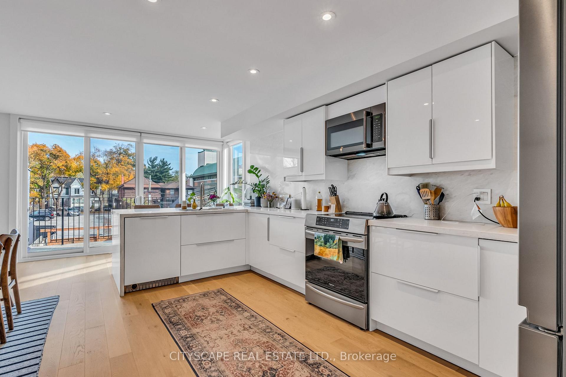 Photo 9 of Unit Upper, 61 Edwin Avenue, Toronto, Dovercourt-Wallace Emerson-Junction — HOMEH