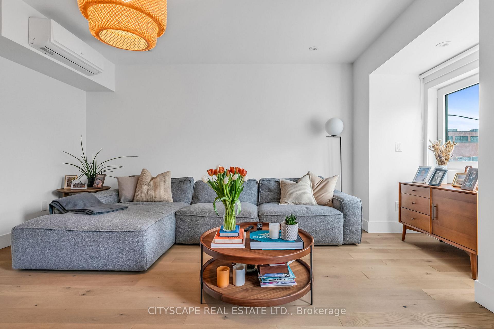 Photo 23 of Unit Upper, 61 Edwin Avenue, Toronto, Dovercourt-Wallace Emerson-Junction — HOMEH