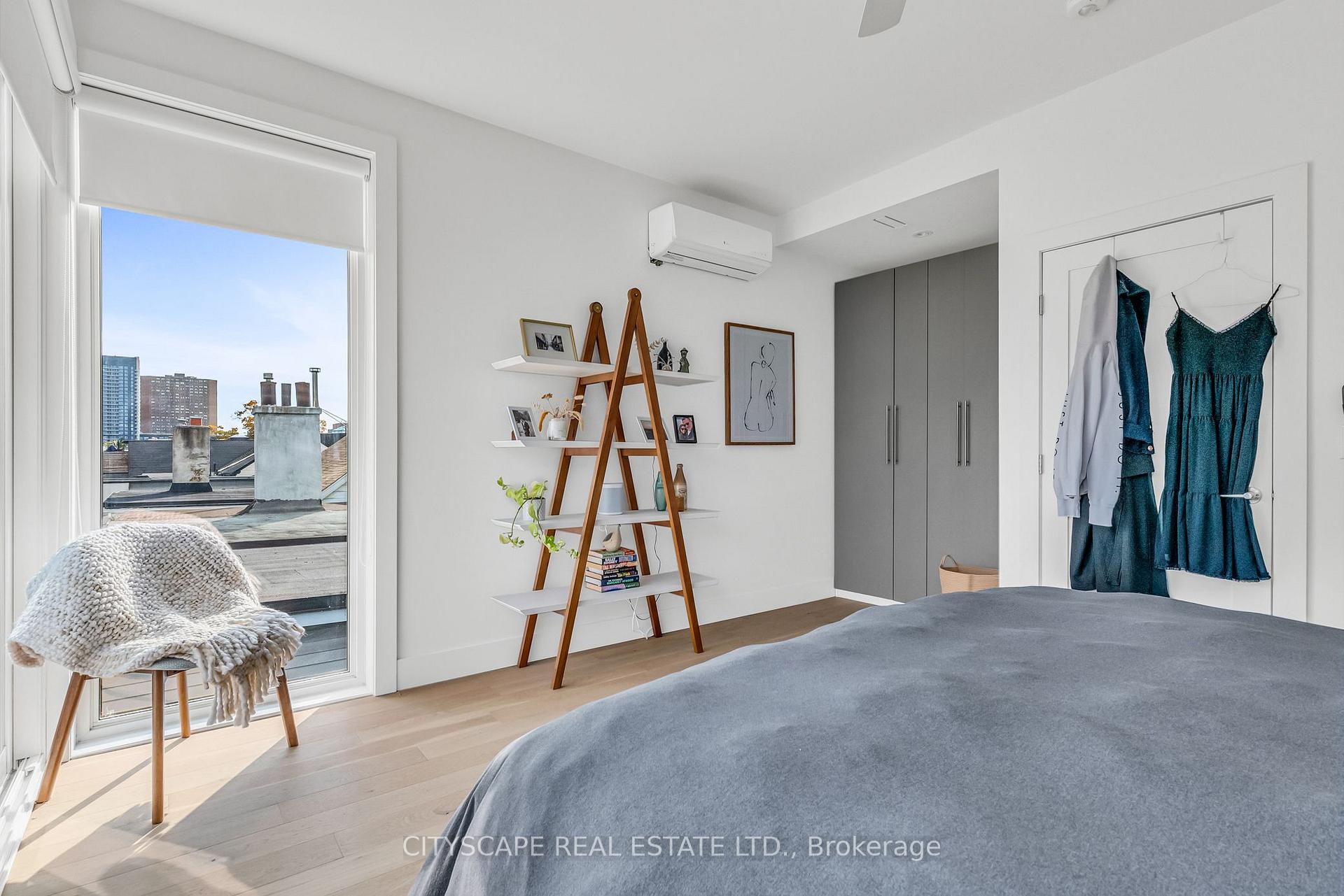 Photo 35 of Unit Upper, 61 Edwin Avenue, Toronto, Dovercourt-Wallace Emerson-Junction — HOMEH