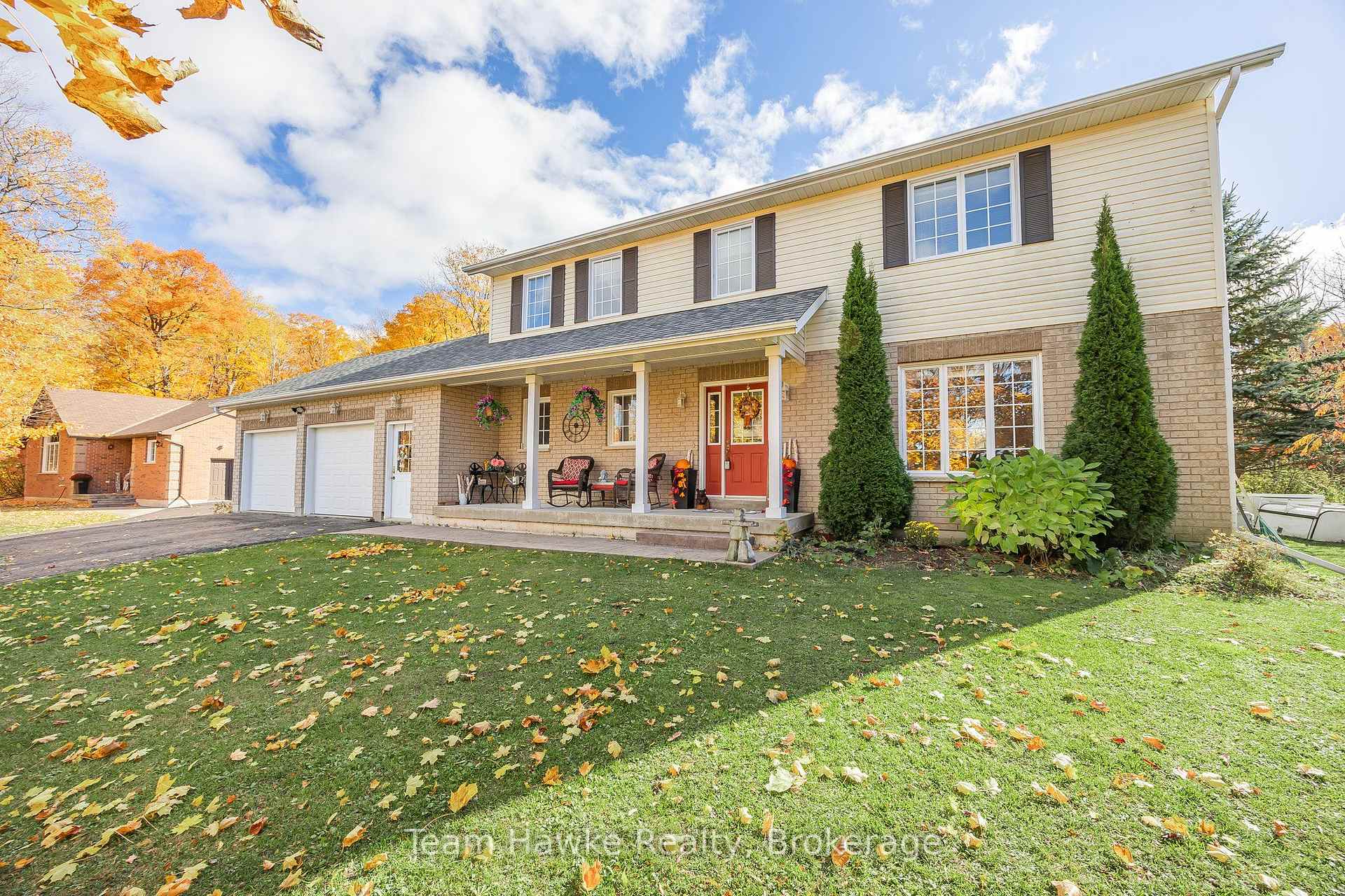 Photo 4 of 29 Boyd Crescent, Oro-Medonte, Moonstone — HOMEH