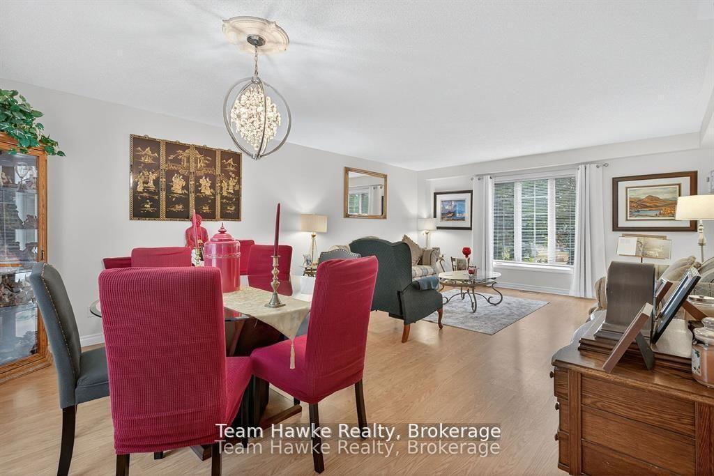 Photo 10 of 29 Boyd Crescent, Oro-Medonte, Moonstone — HOMEH
