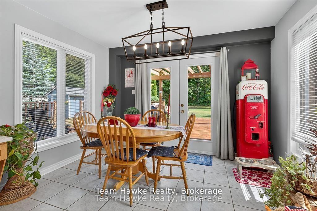 Photo 15 of 29 Boyd Crescent, Oro-Medonte, Moonstone — HOMEH
