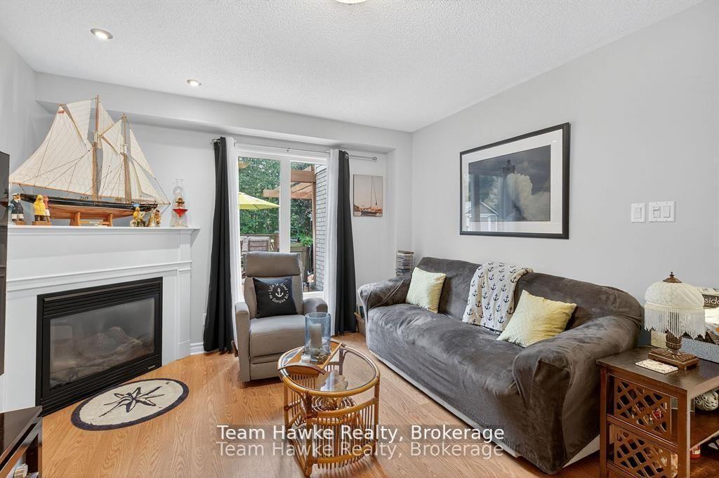 Photo 19 of 29 Boyd Crescent, Oro-Medonte, Moonstone — HOMEH