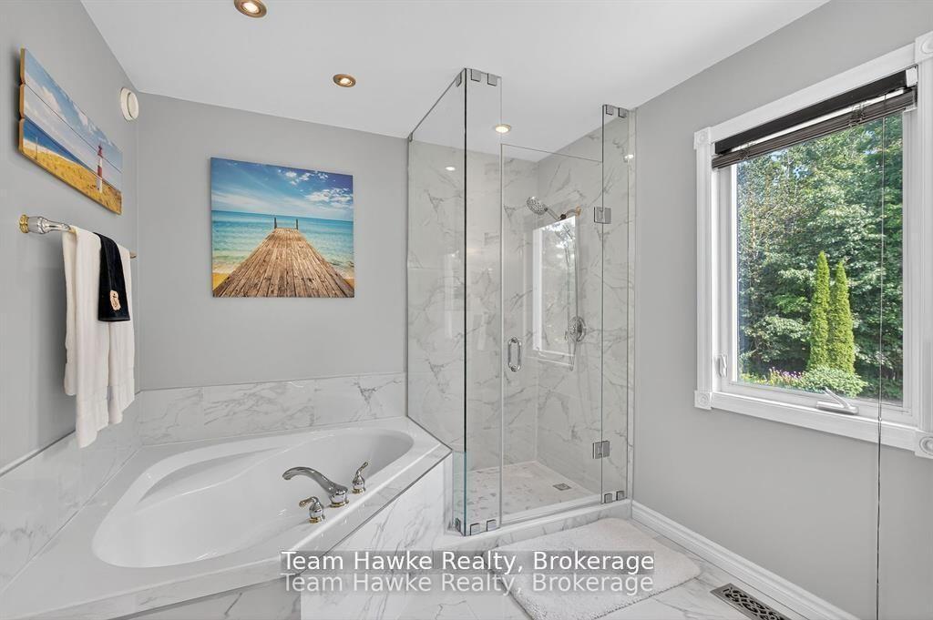 Photo 25 of 29 Boyd Crescent, Oro-Medonte, Moonstone — HOMEH