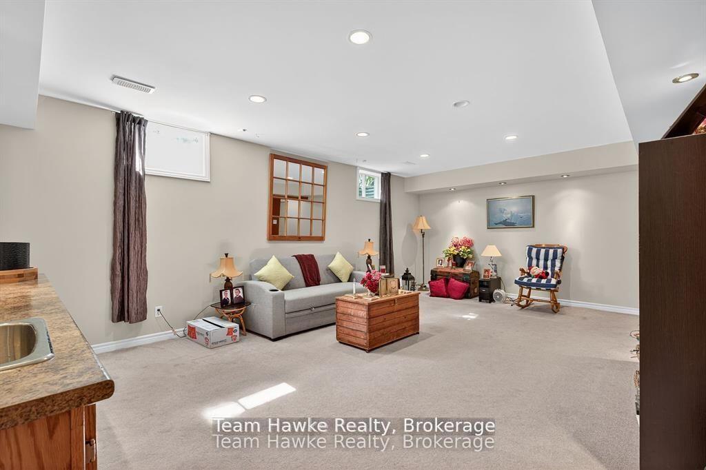 Photo 32 of 29 Boyd Crescent, Oro-Medonte, Moonstone — HOMEH