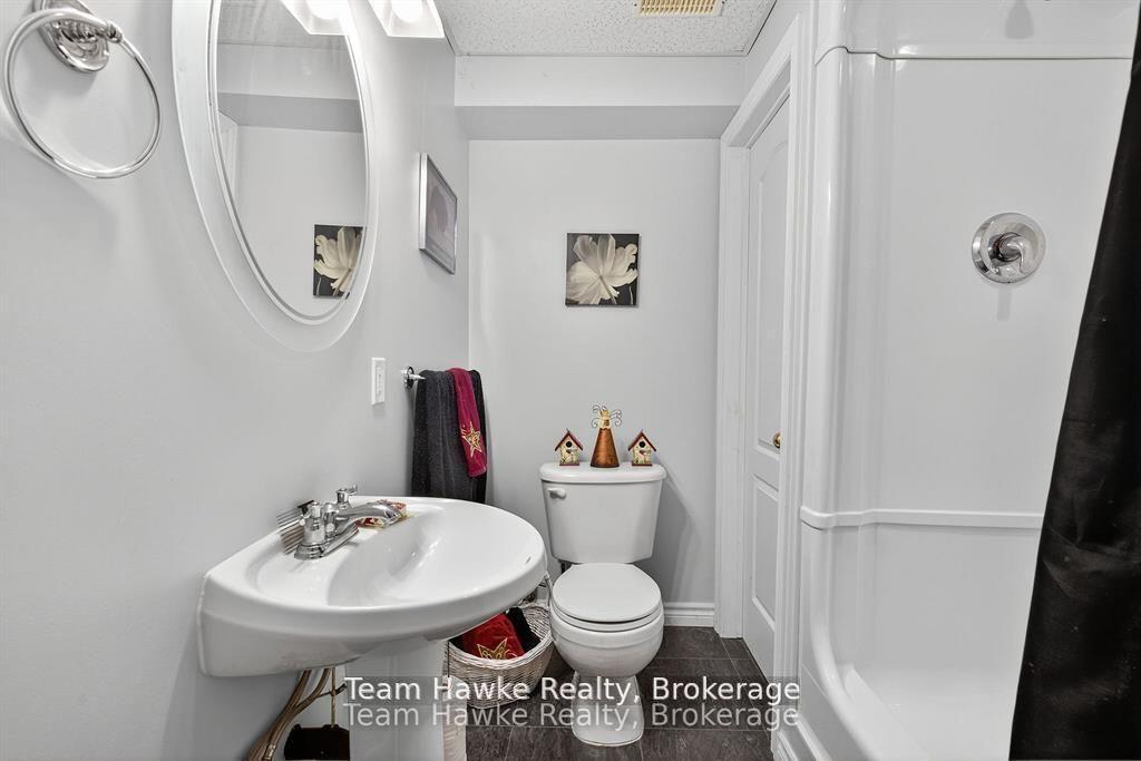 Photo 35 of 29 Boyd Crescent, Oro-Medonte, Moonstone — HOMEH