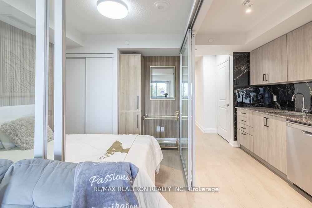 Photo 6 of Unit 322, 20 Meadowglen Place, Scarborough, Woburn — HOMEH