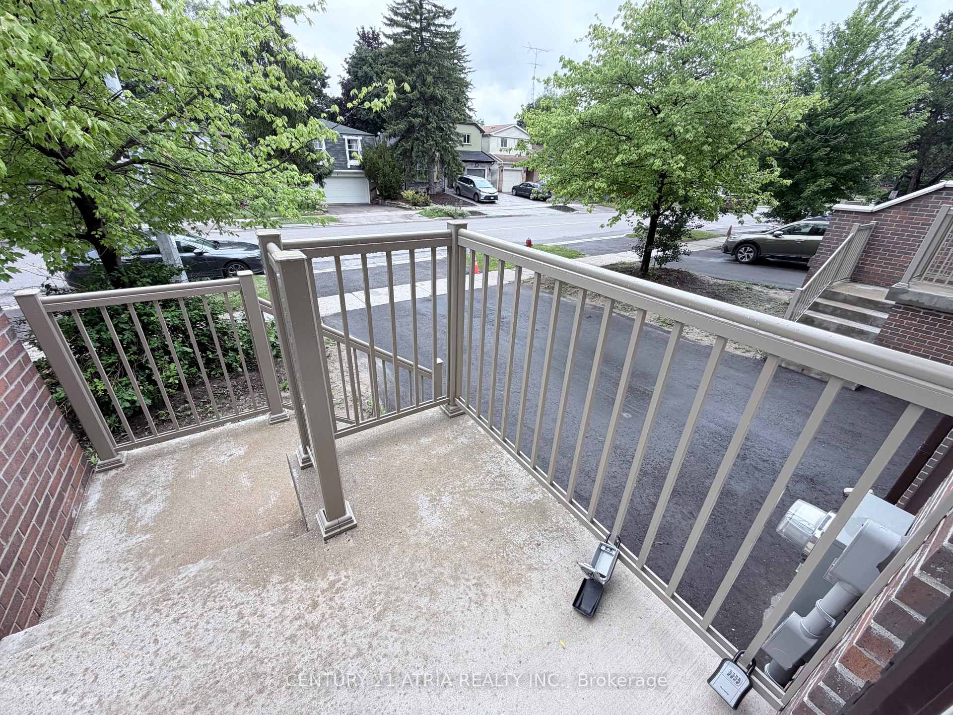 Photo 3 of Unit Unit 5, 11 Plaisance Road, Richmond Hill, North Richvale — HOMEH