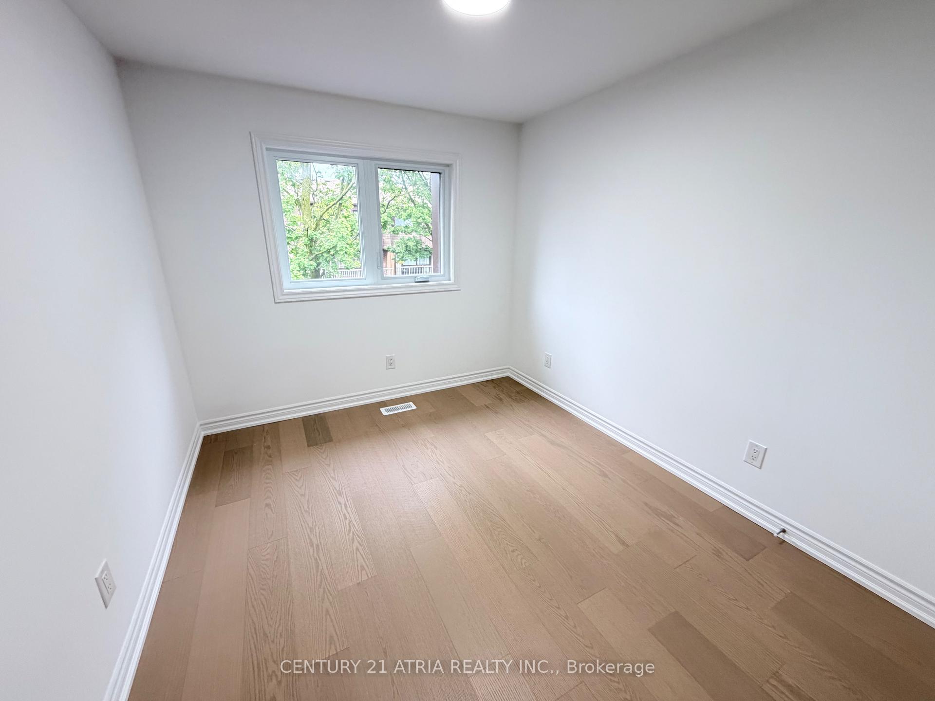 Photo 15 of Unit Unit 5, 11 Plaisance Road, Richmond Hill, North Richvale — HOMEH