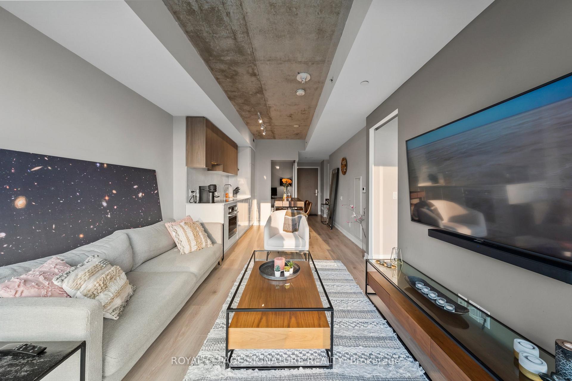 Photo 5 of Unit 2711, 161 Roehampton Avenue, Toronto, Mount Pleasant West — HOMEH