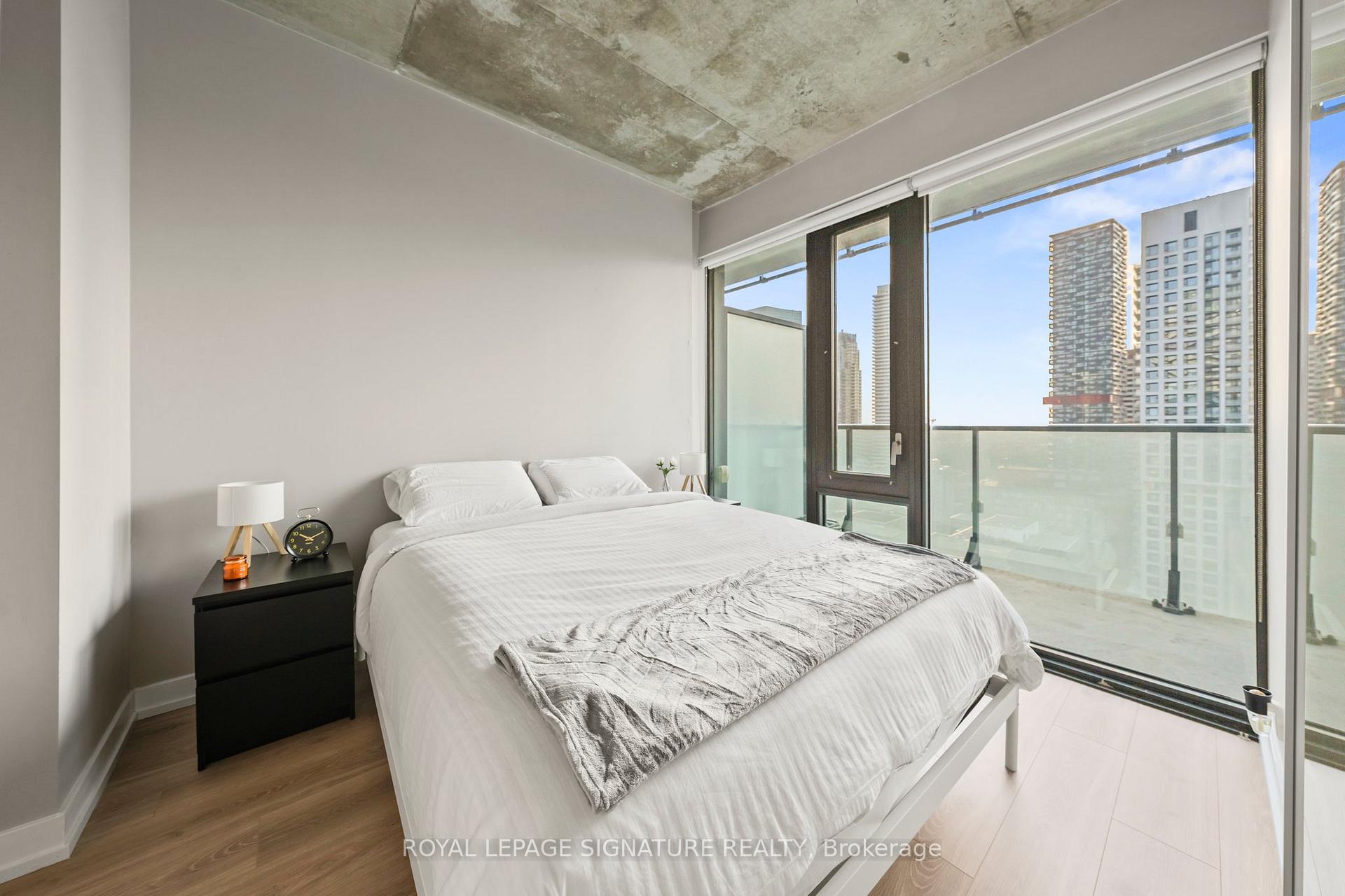 Photo 17 of Unit 2711, 161 Roehampton Avenue, Toronto, Mount Pleasant West — HOMEH