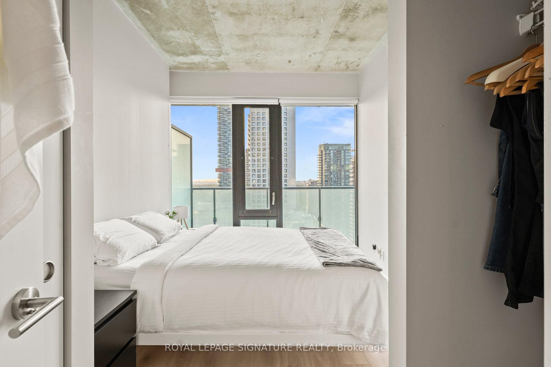 Photo 18 of Unit 2711, 161 Roehampton Avenue, Toronto, Mount Pleasant West — HOMEH