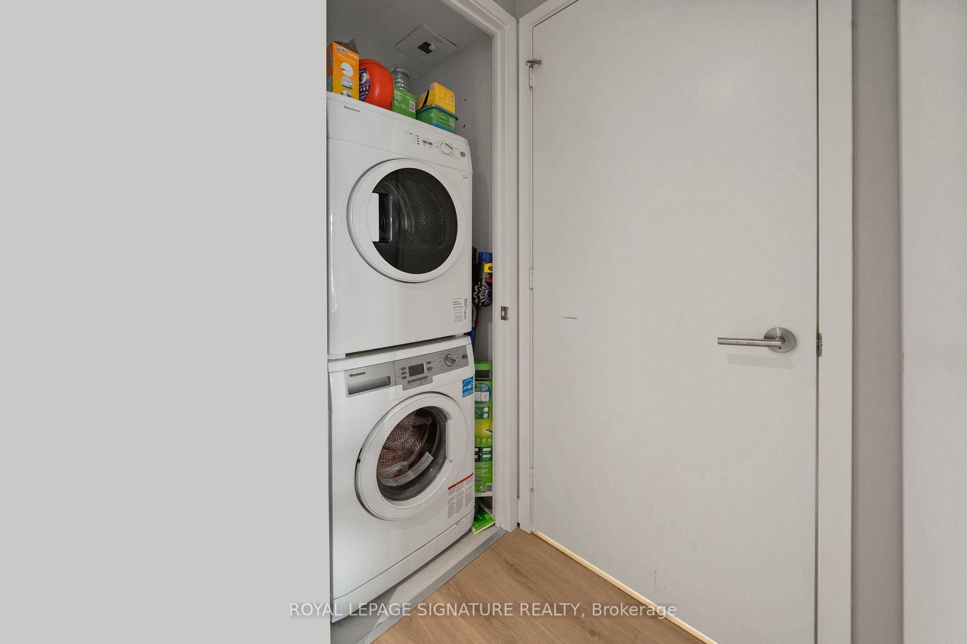 Photo 24 of Unit 2711, 161 Roehampton Avenue, Toronto, Mount Pleasant West — HOMEH