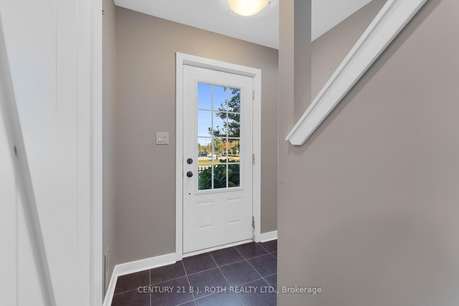Photo 2 of Unit 13, 91 Coughlin Road, Barrie, Holly — HOMEH