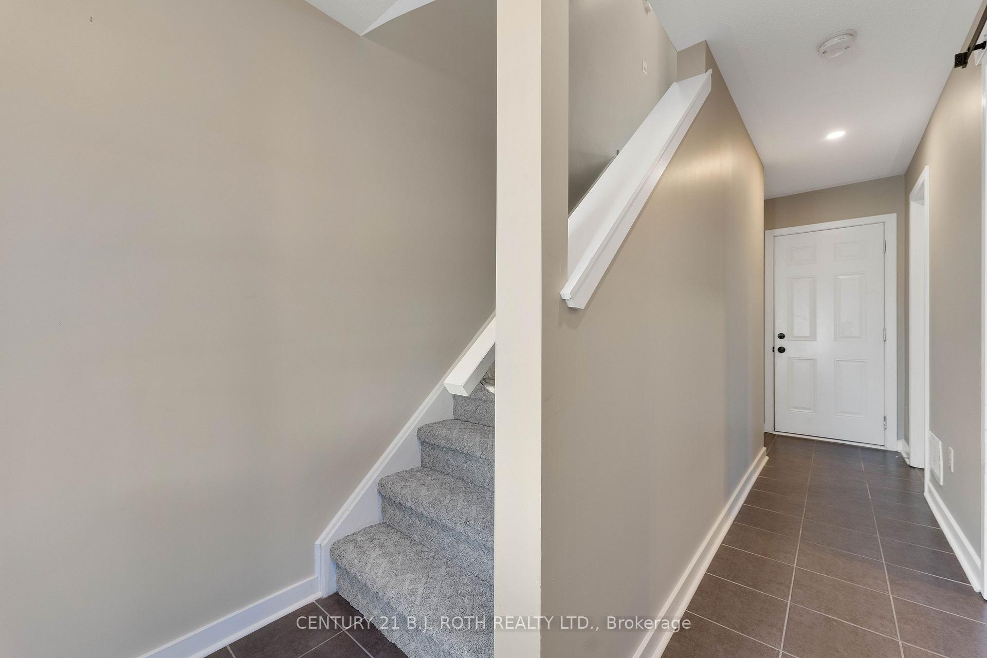 Photo 3 of Unit 13, 91 Coughlin Road, Barrie, Holly — HOMEH