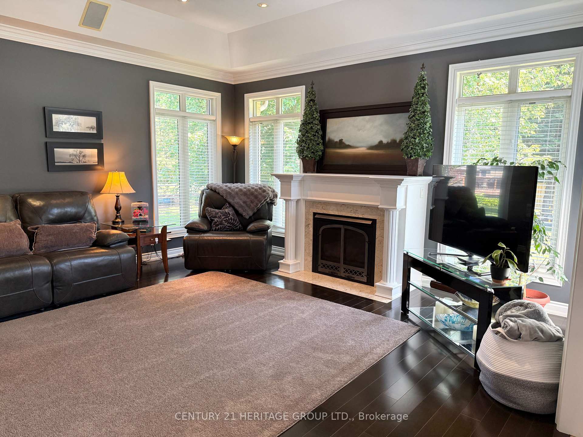 Photo 9 of 49 Shore Crescent, Georgina, Historic Lakeshore Communities — HOMEH