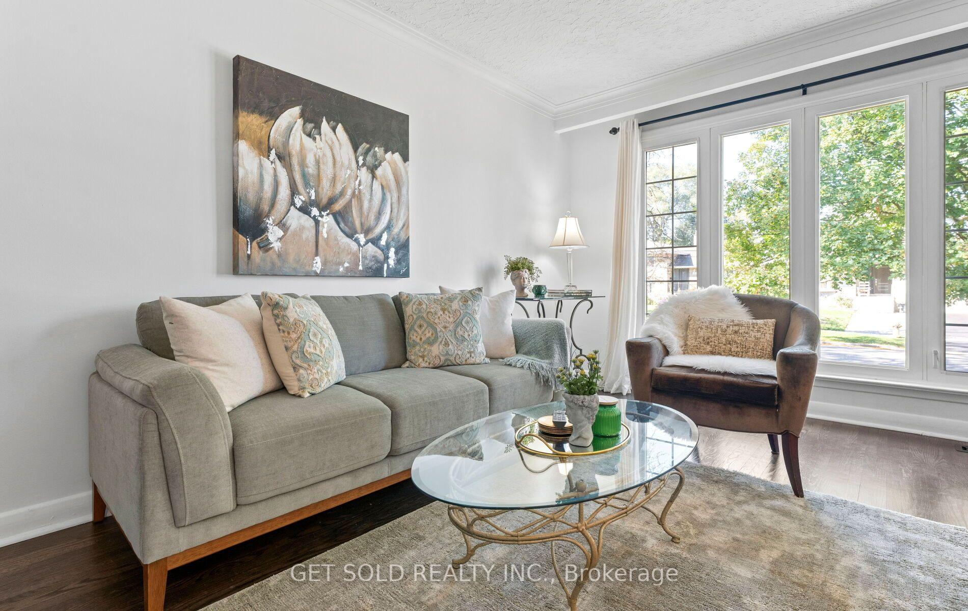 Photo 7 of 7 Watercliffe Road, Etobicoke, Rexdale-Kipling — HOMEH