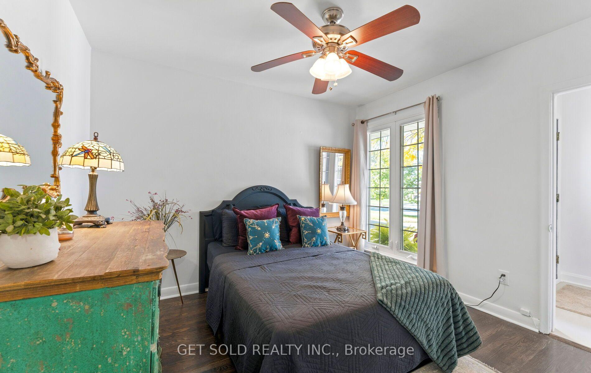 Photo 20 of 7 Watercliffe Road, Etobicoke, Rexdale-Kipling — HOMEH
