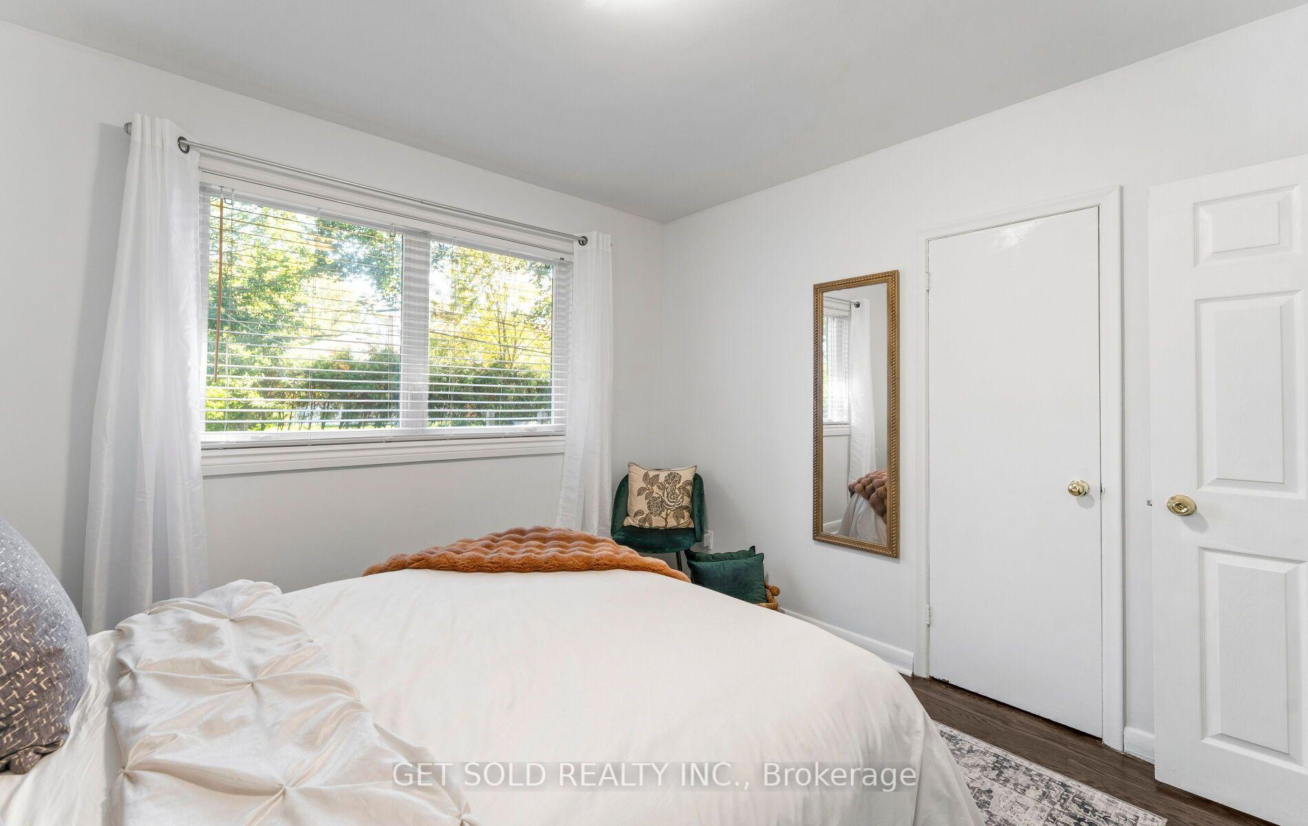 Photo 22 of 7 Watercliffe Road, Etobicoke, Rexdale-Kipling — HOMEH