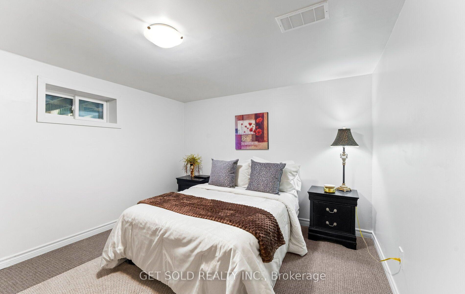 Photo 28 of 7 Watercliffe Road, Etobicoke, Rexdale-Kipling — HOMEH
