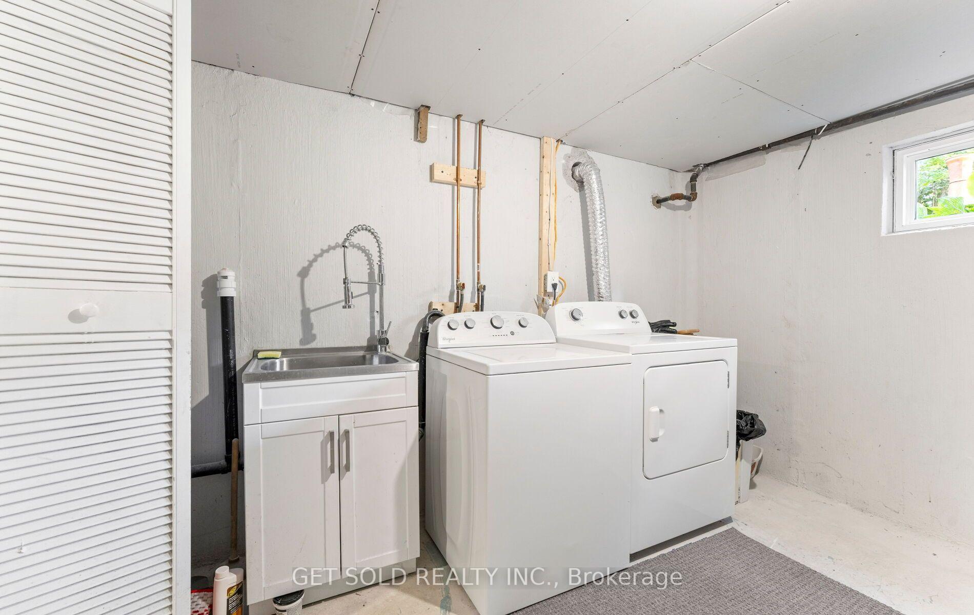 Photo 38 of 7 Watercliffe Road, Etobicoke, Rexdale-Kipling — HOMEH
