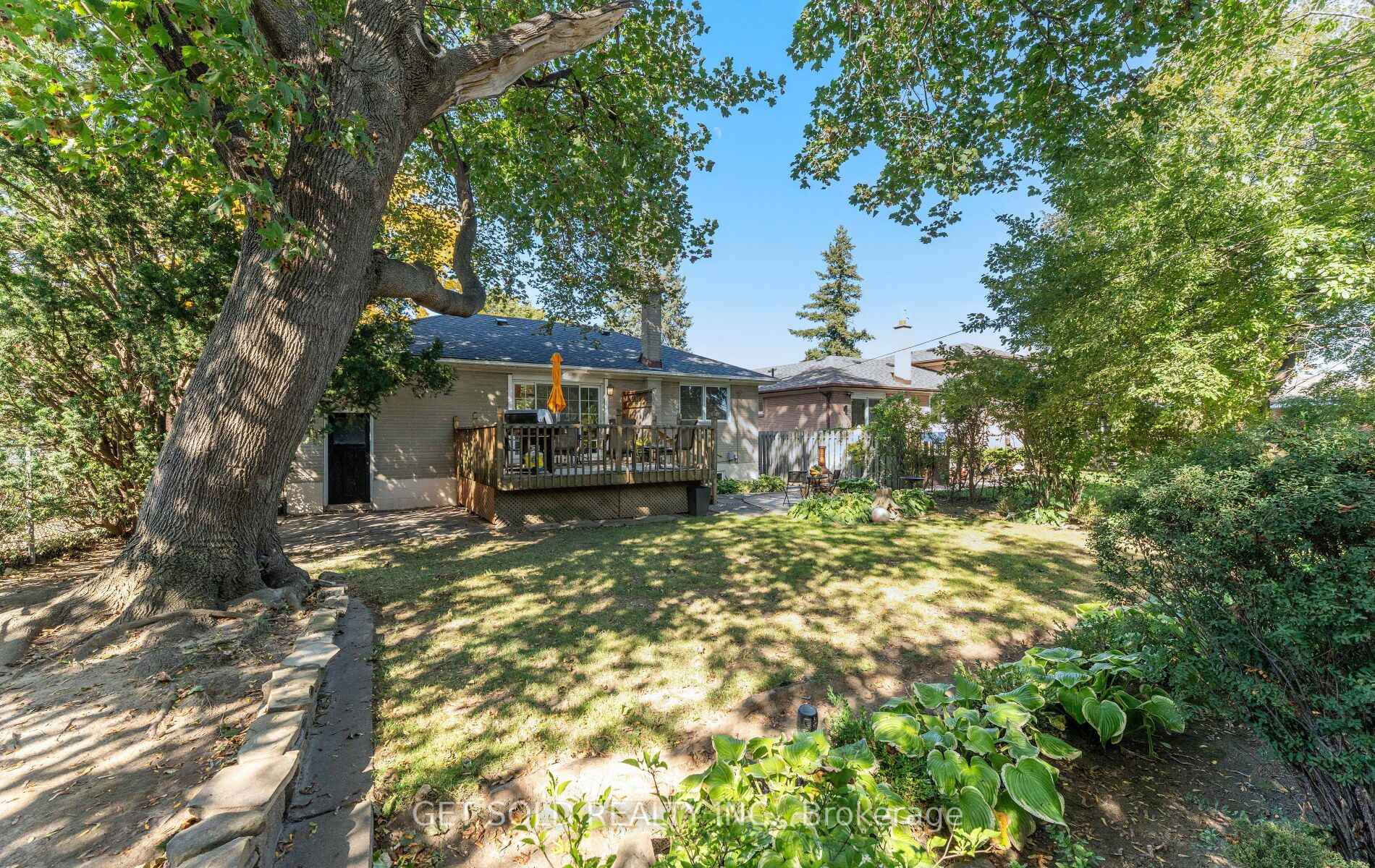 Photo 41 of 7 Watercliffe Road, Etobicoke, Rexdale-Kipling — HOMEH