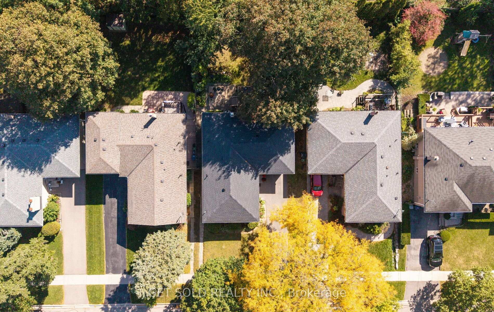 Photo 50 of 7 Watercliffe Road, Etobicoke, Rexdale-Kipling — HOMEH
