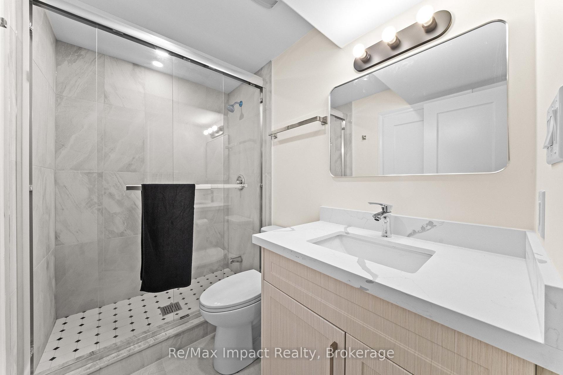 Photo 17 of 1688 Finkle Drive, Oshawa, Taunton — HOMEH
