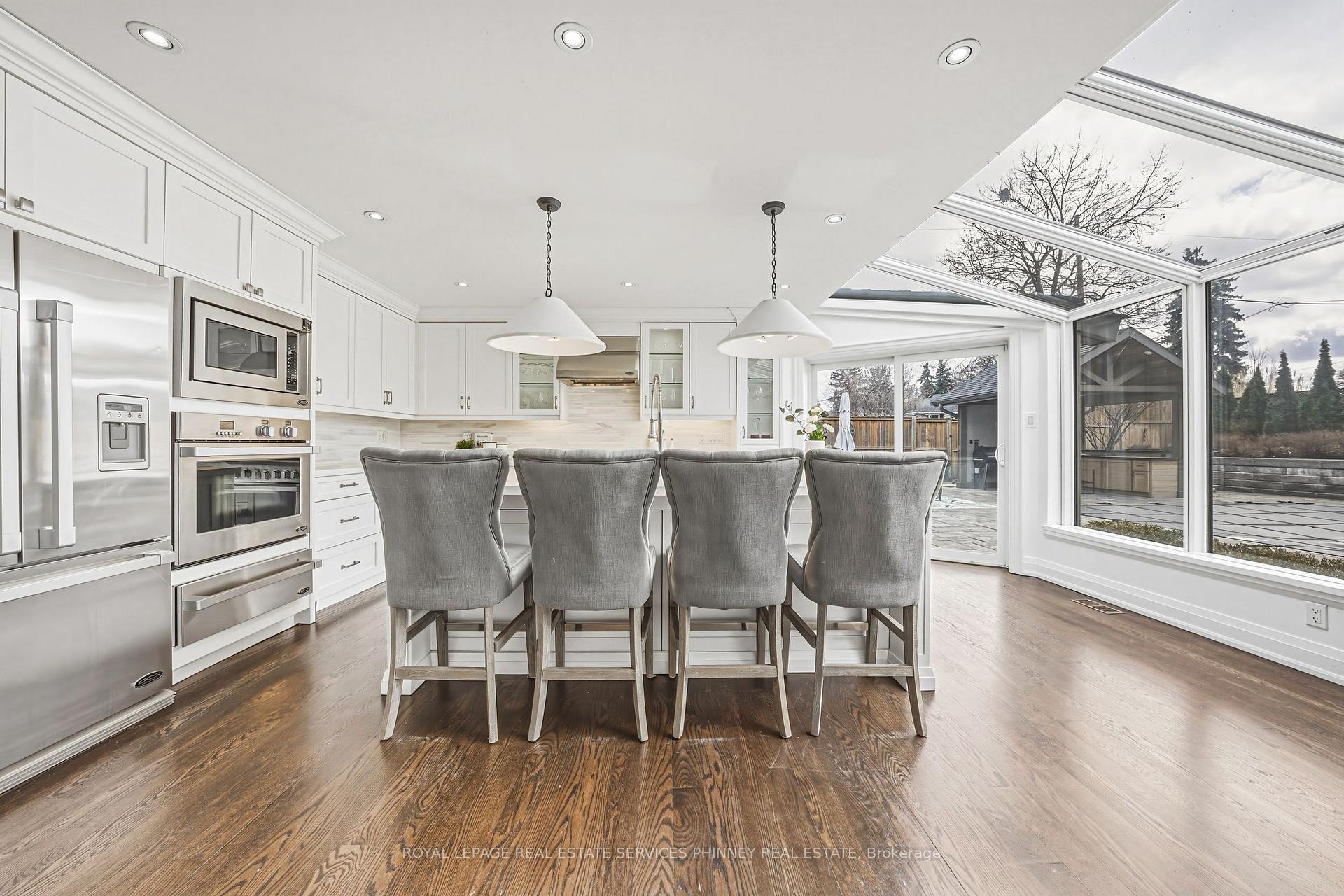 Photo 8 of 52 Joymar Drive, Mississauga, Streetsville — HOMEH