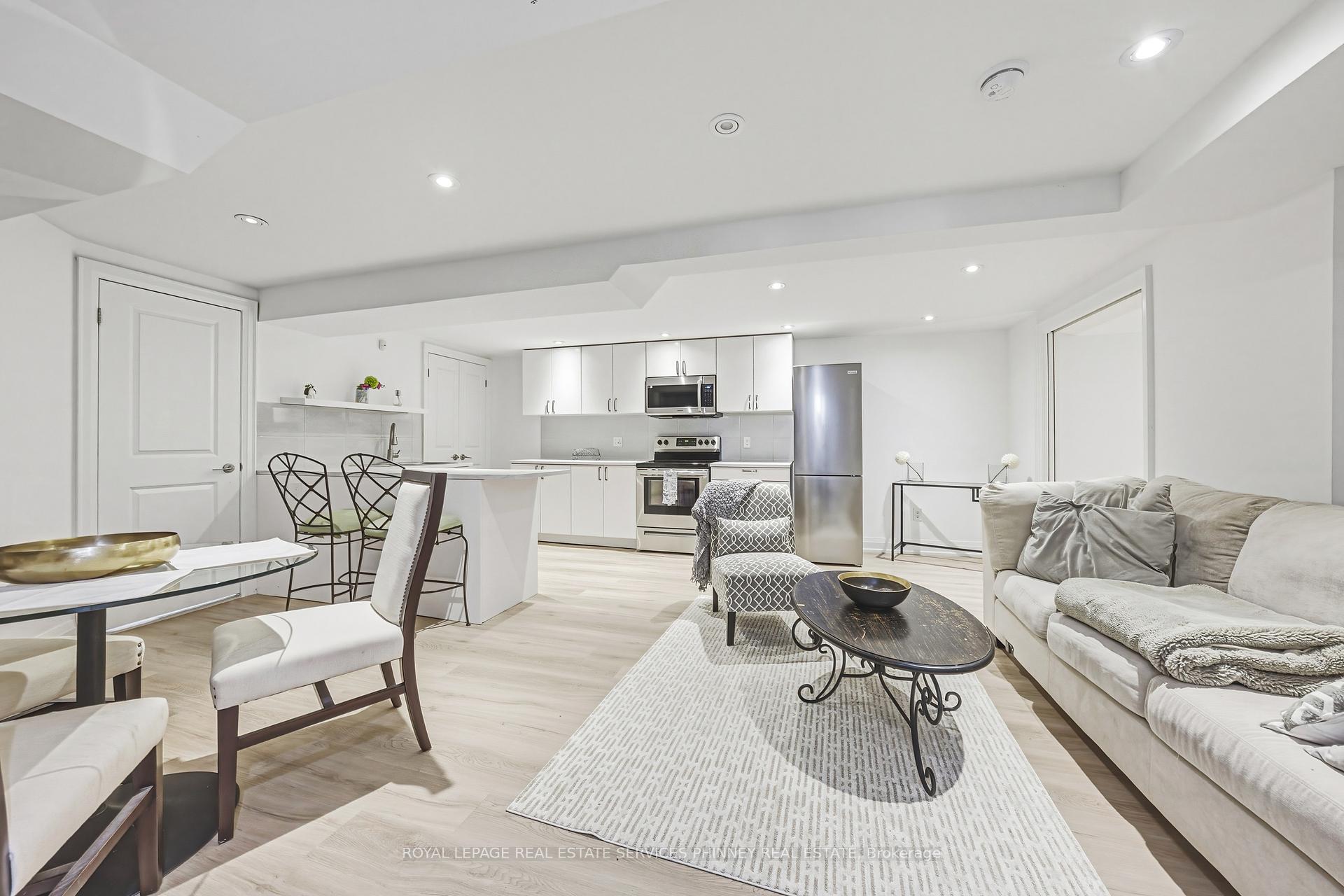 Photo 34 of 52 Joymar Drive, Mississauga, Streetsville — HOMEH
