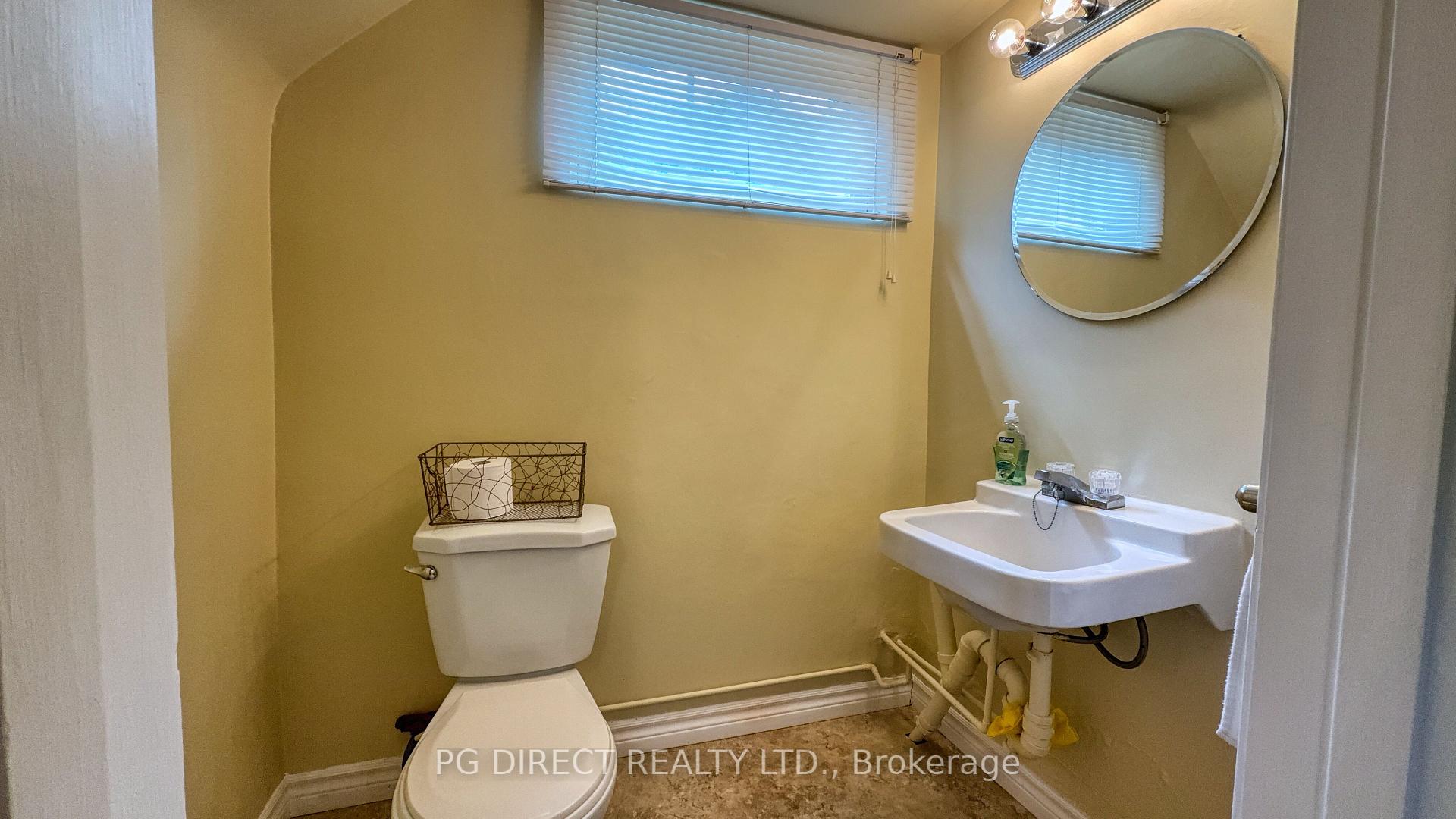 Photo 14 of 11 Montreal Road, Guelph, St. George's — HOMEH