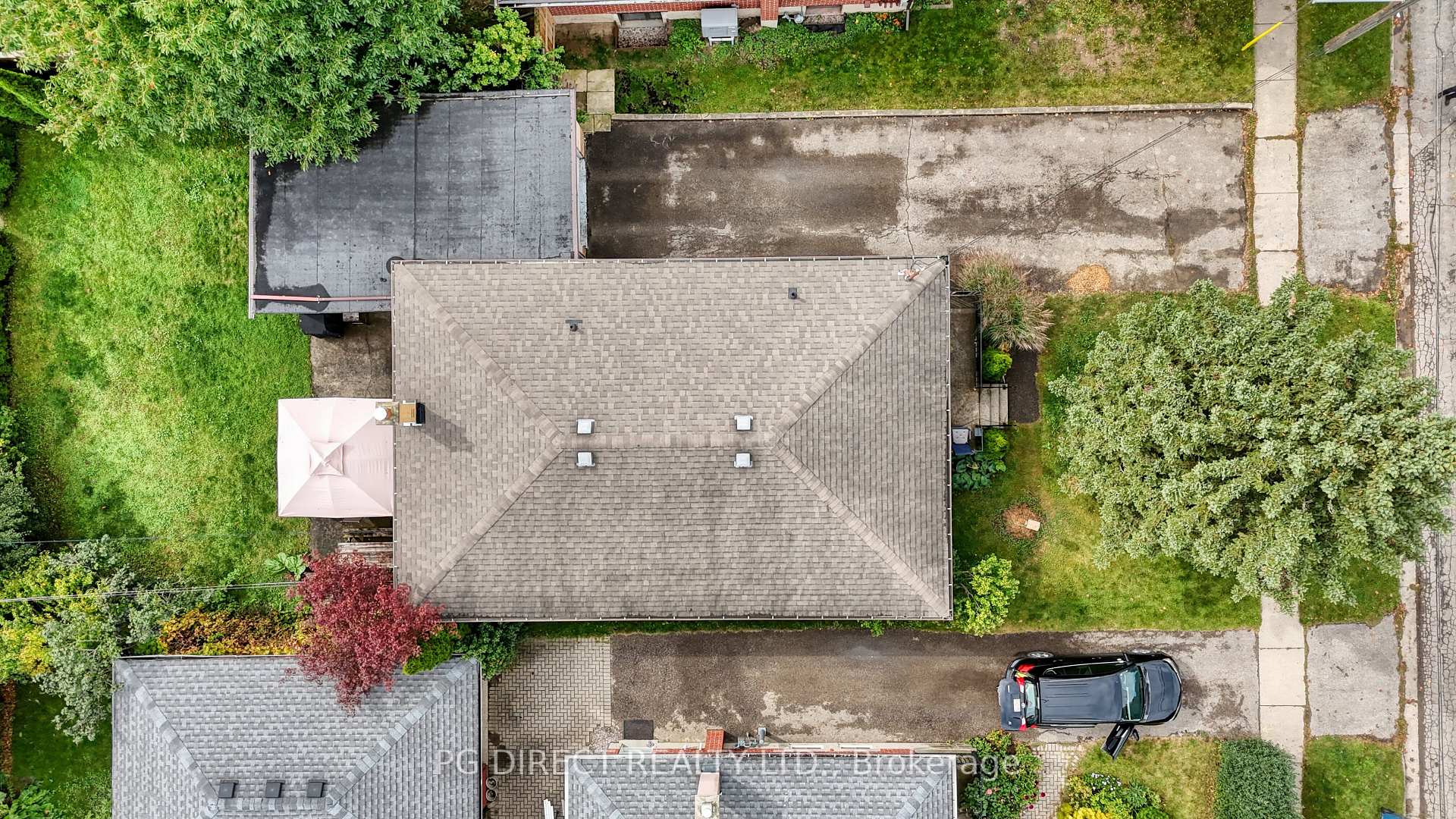 Photo 19 of 11 Montreal Road, Guelph, St. George's — HOMEH