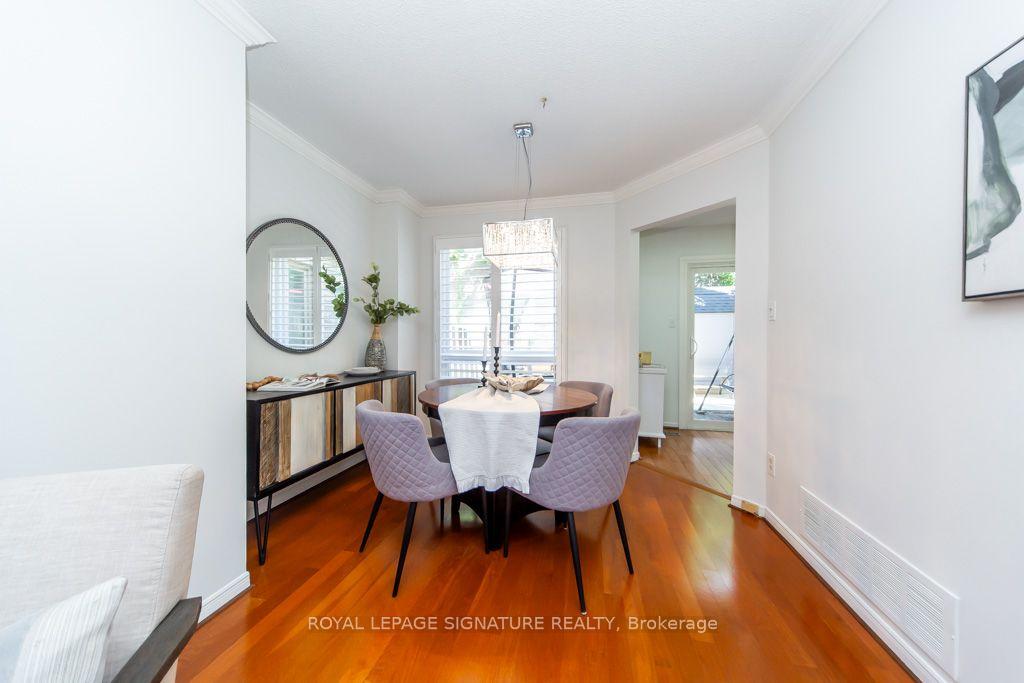 Photo 7 of 28 Augusta Court, Markham, Royal Orchard — HOMEH
