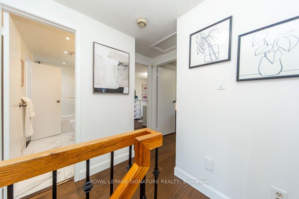 Photo 14 of 28 Augusta Court, Markham, Royal Orchard — HOMEH