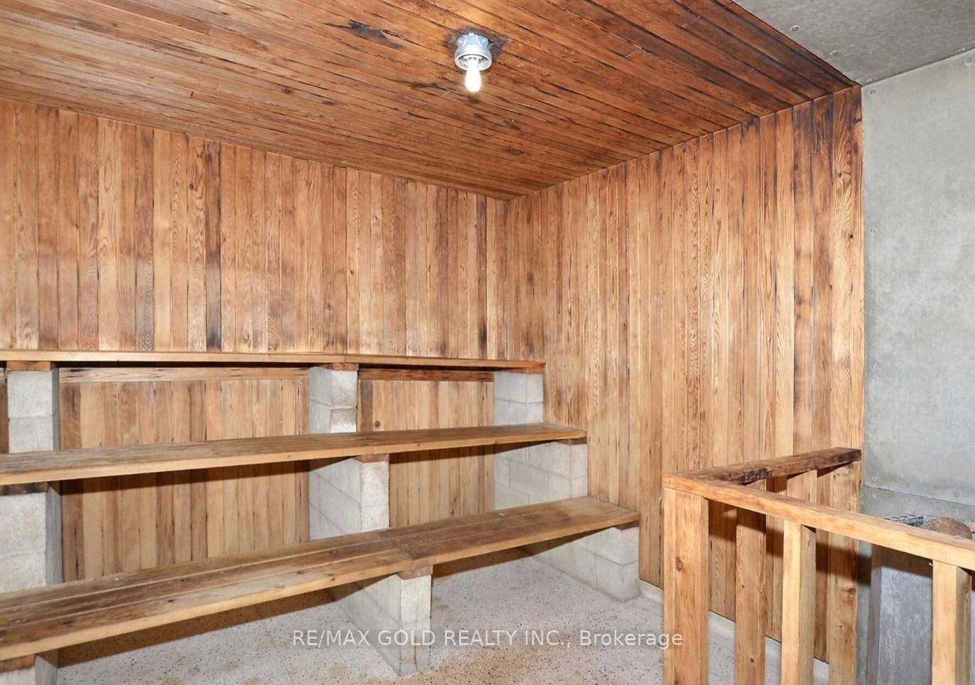 Photo 3 of Unit 1603, 390 Dixon Road, Etobicoke, Kingsview Village-The Westway — HOMEH